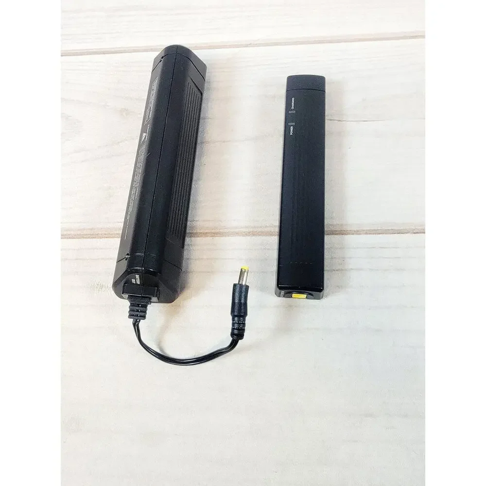 CHRR-2 Battery Charger BATT-2P Rechargeable Battery Pack No AC Adapter UNTESTED